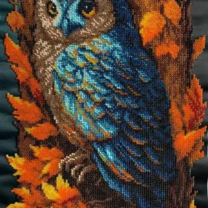 Borduurset Uil in het herfstbos